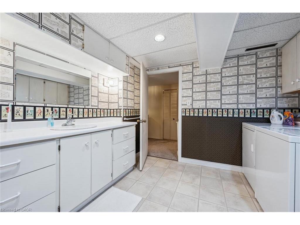 









29


Lynwood

Place,
Guelph,




ON
N1G 2V9

