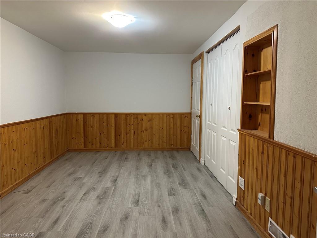 









417


Bankside

Crescent, LOWER/MAIN,
Kitchener,




ON
N2N 3E5

