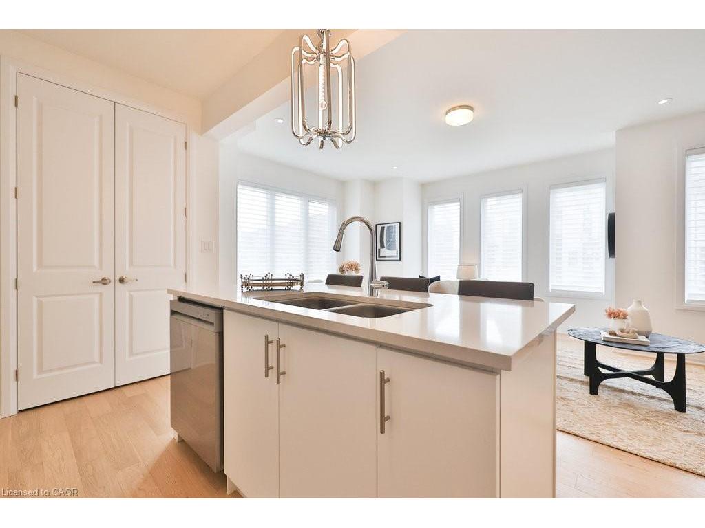 









9


Crown

Gate,
Oakville,




ON
L6M 0W8

