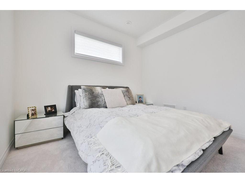 









9


Crown

Gate,
Oakville,




ON
L6M 0W8

