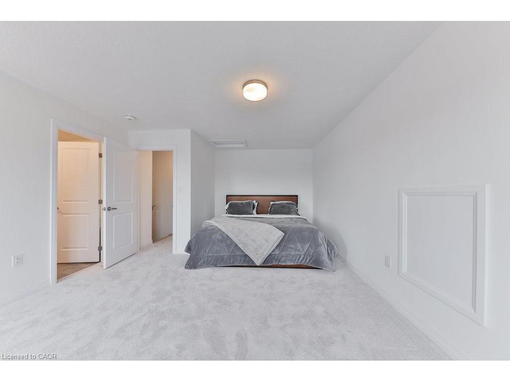 









9


Crown

Gate,
Oakville,




ON
L6M 0W8

