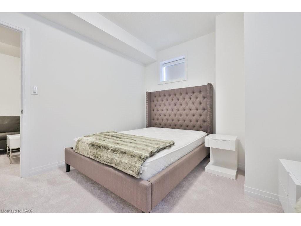 









9


Crown

Gate,
Oakville,




ON
L6M 0W8

