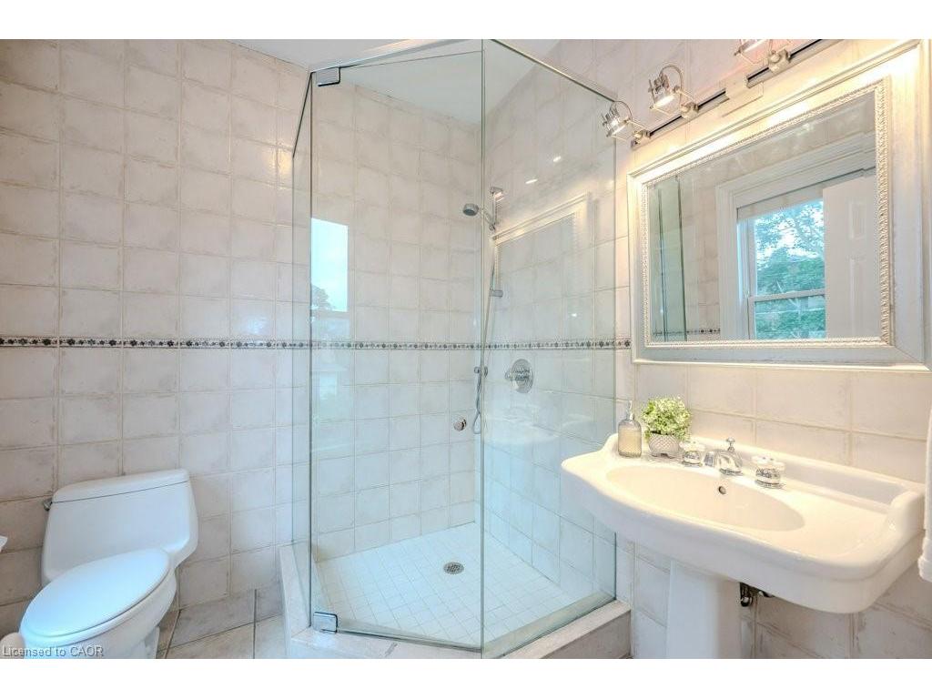 









42


Liverpool

Street,
Guelph,




ON
N1H 2K9

