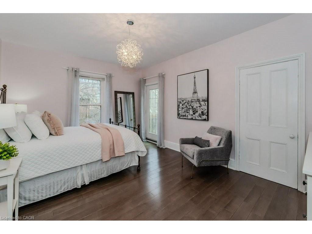 









42


Liverpool

Street,
Guelph,




ON
N1H 2K9

