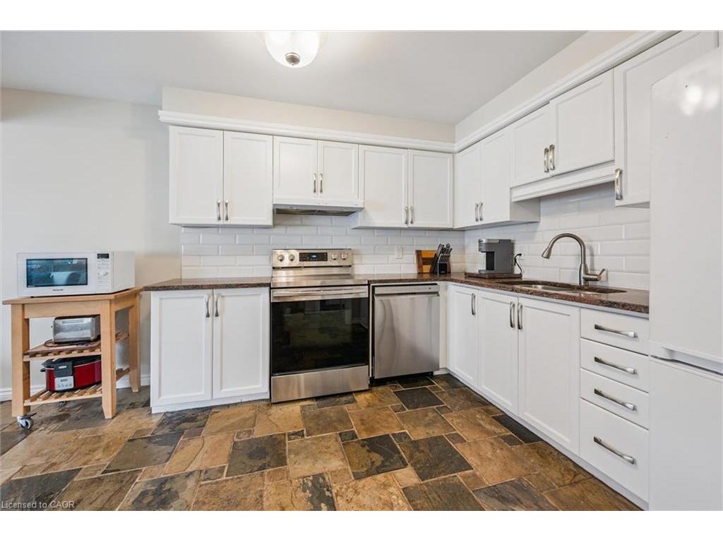 









747


Fairway

Court,
Kitchener,




ON
N2A 4B4

