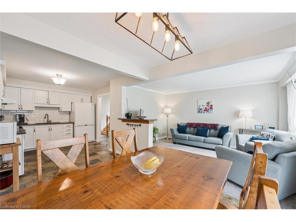 









747


Fairway

Court,
Kitchener,




ON
N2A 4B4

