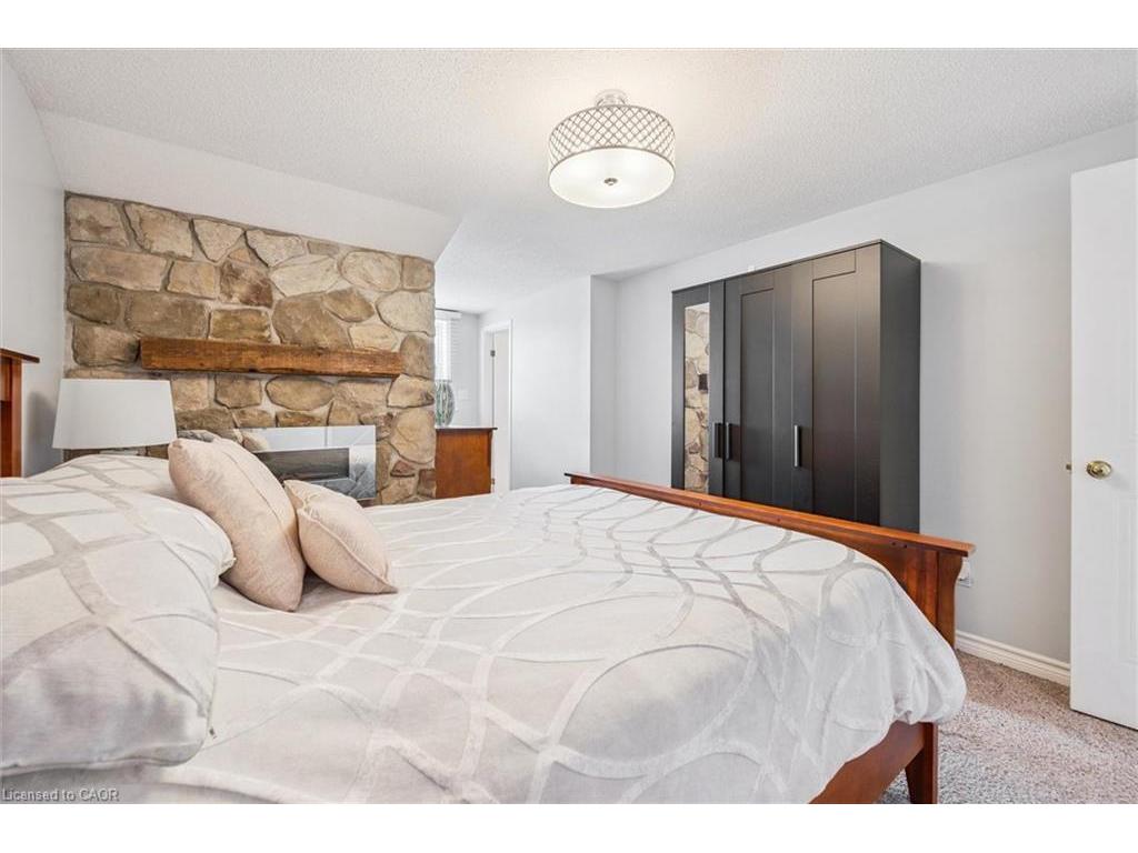 









747


Fairway

Court,
Kitchener,




ON
N2A 4B4

