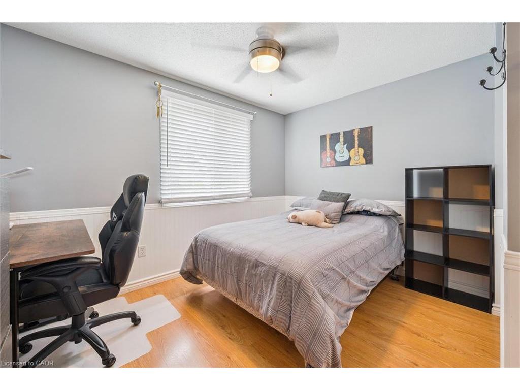 









747


Fairway

Court,
Kitchener,




ON
N2A 4B4

