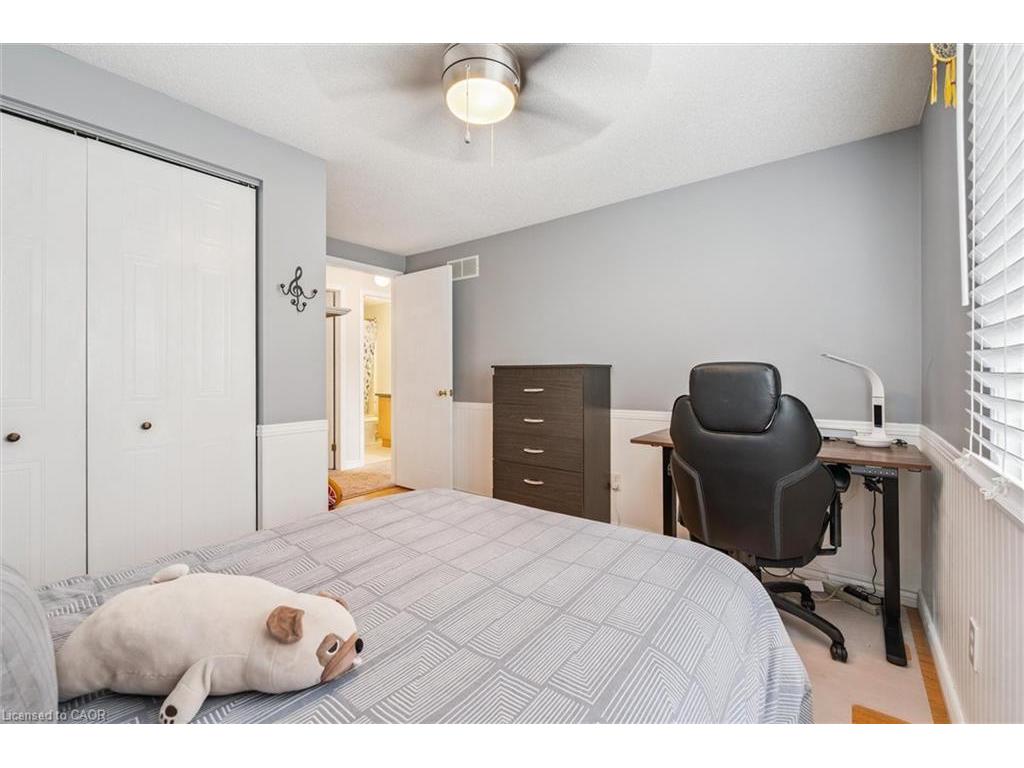 









747


Fairway

Court,
Kitchener,




ON
N2A 4B4

