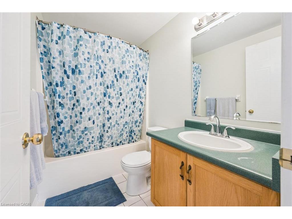 









747


Fairway

Court,
Kitchener,




ON
N2A 4B4

