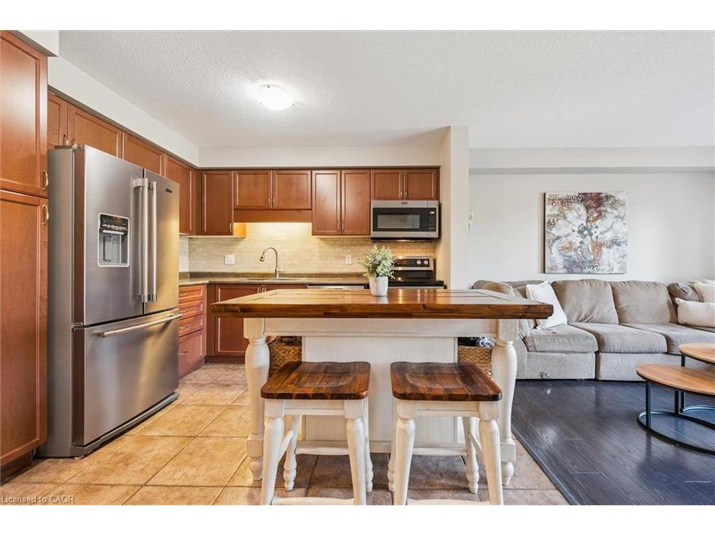 









10


Katemore

Drive,
Guelph,




ON
N1L 0J2

