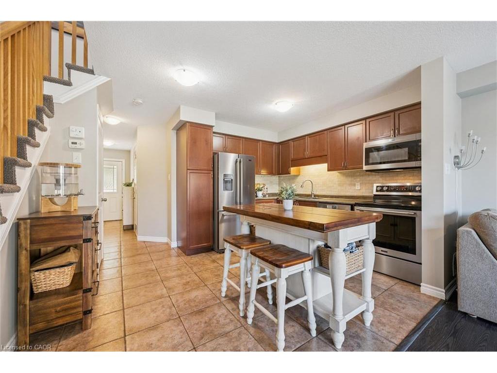 









10


Katemore

Drive,
Guelph,




ON
N1L 0J2

