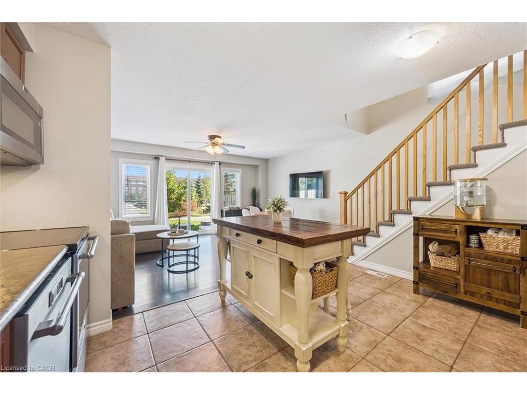 









10


Katemore

Drive,
Guelph,




ON
N1L 0J2

