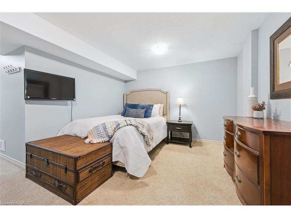 









10


Katemore

Drive,
Guelph,




ON
N1L 0J2

