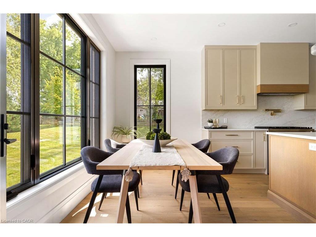 









7221


Wellington 21

Road,
Wellington,




ON
N0B 1B0

