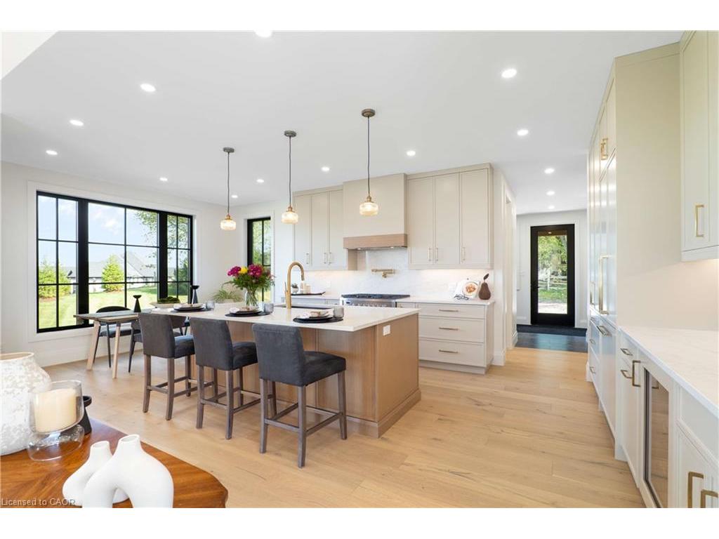 









7221


Wellington 21

Road,
Wellington,




ON
N0B 1B0

