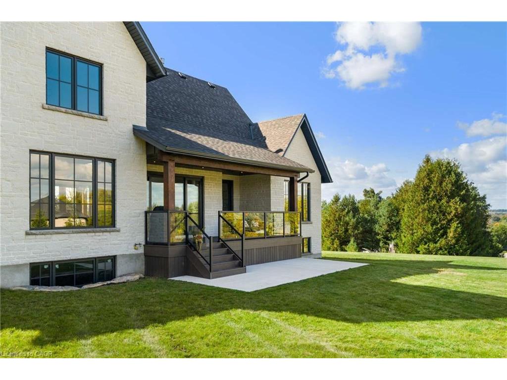 









7221


Wellington 21

Road,
Wellington,




ON
N0B 1B0

