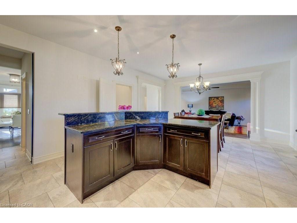 









6379


Christopher

Crescent,
Niagara Falls,




ON
L2H 0B3

