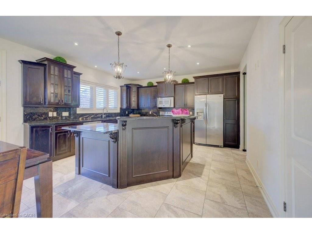 









6379


Christopher

Crescent,
Niagara Falls,




ON
L2H 0B3

