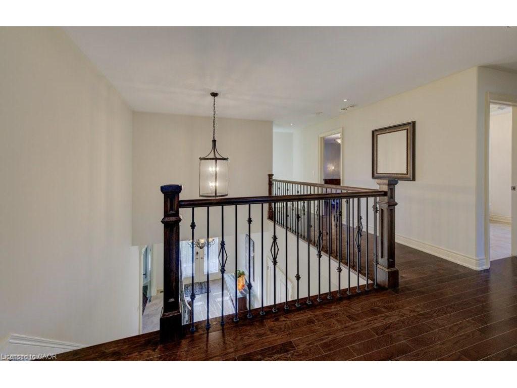 









6379


Christopher

Crescent,
Niagara Falls,




ON
L2H 0B3

