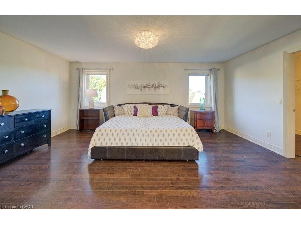 









6379


Christopher

Crescent,
Niagara Falls,




ON
L2H 0B3

