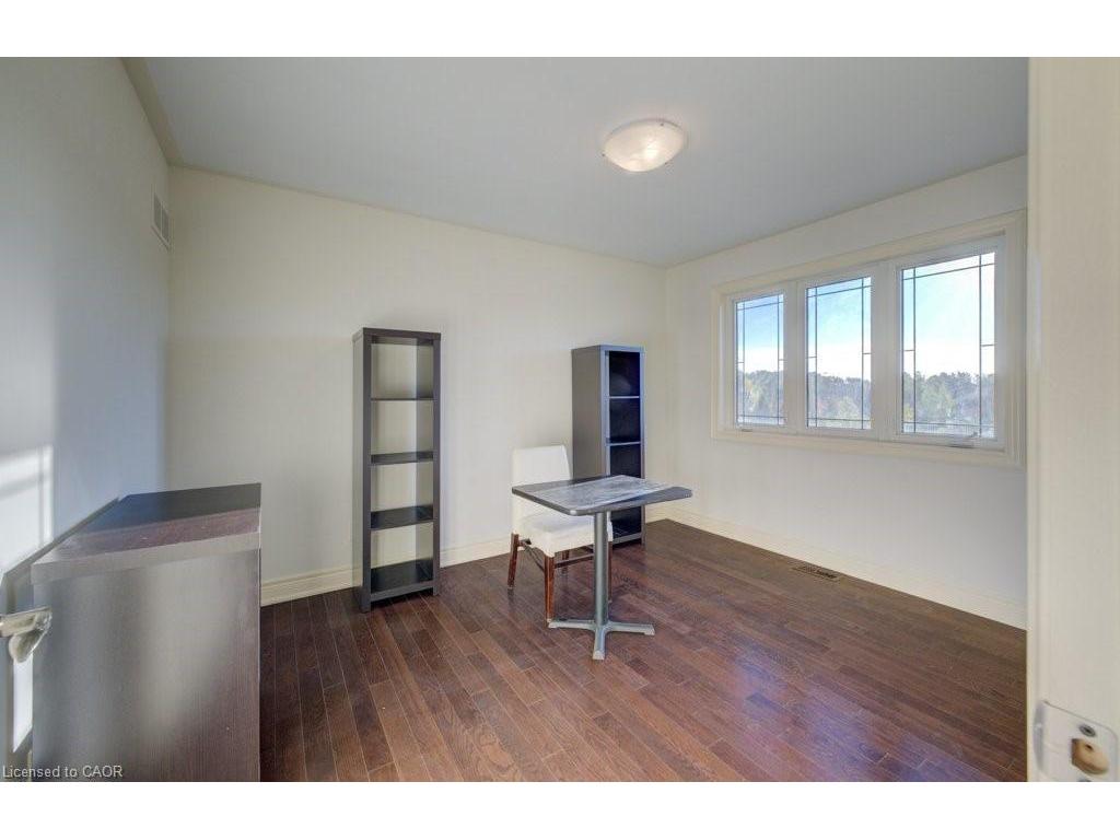 









6379


Christopher

Crescent,
Niagara Falls,




ON
L2H 0B3

