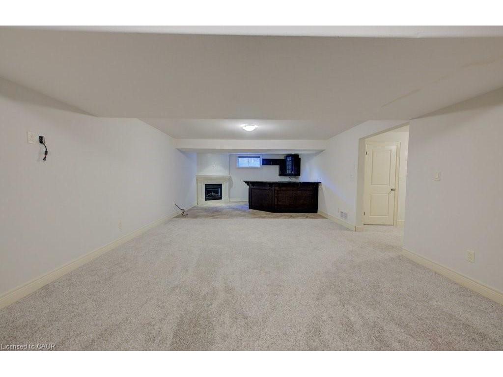 









6379


Christopher

Crescent,
Niagara Falls,




ON
L2H 0B3

