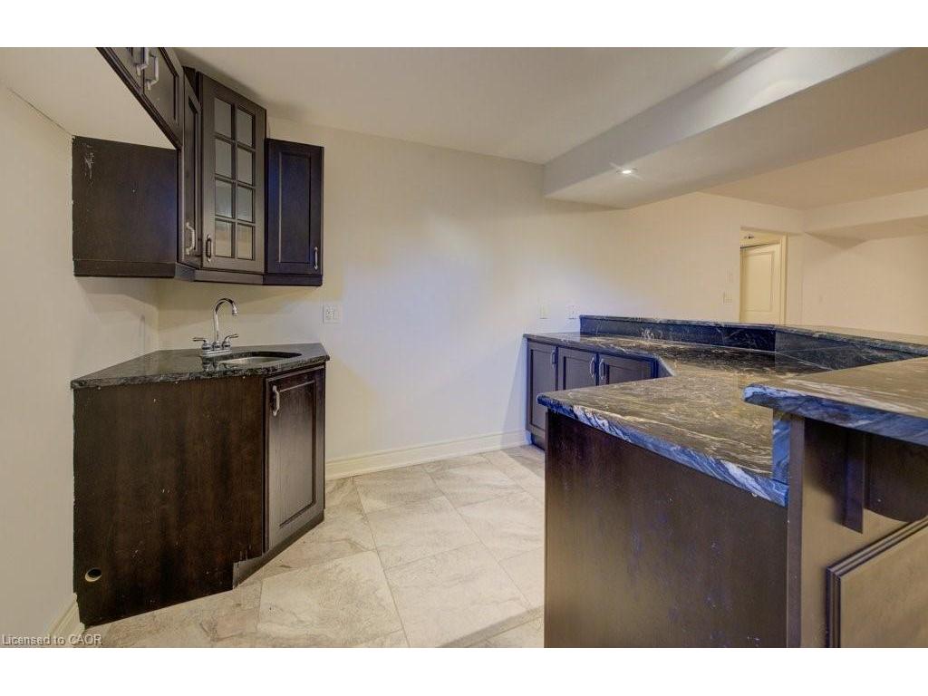 









6379


Christopher

Crescent,
Niagara Falls,




ON
L2H 0B3

