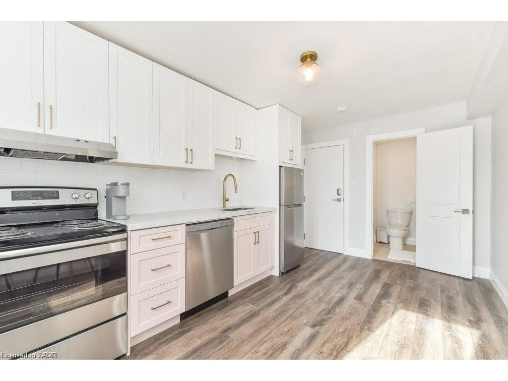









132


Ahrens

Street West, 4,
Kitchener,




ON
N2H 4C7

