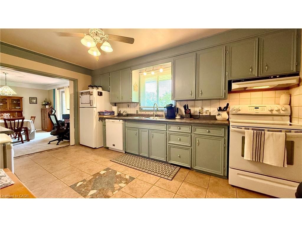 









1665


Cockshutt

Road,
Waterford,




ON
N0E 1Y0

