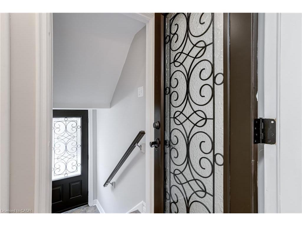 









15


Empress

Avenue,
Hamilton,




ON
L9A 1M1

