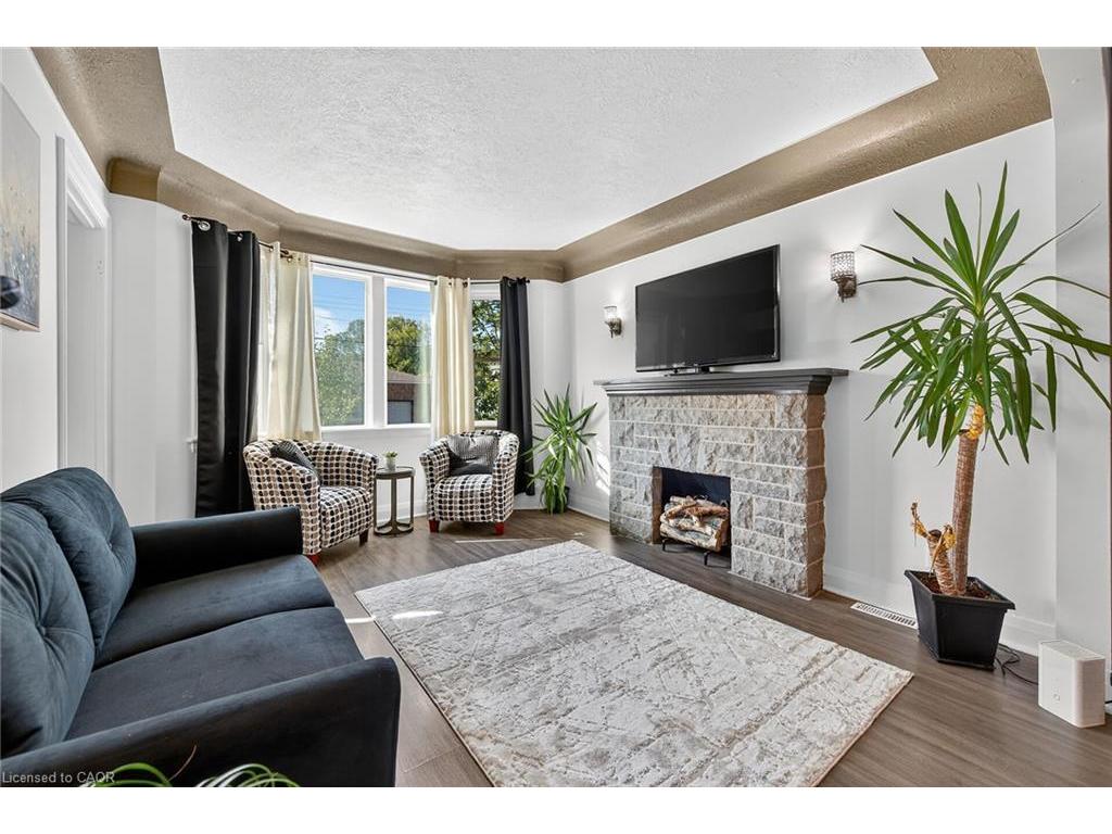 









199


West 2nd

Street,
Hamilton,




ON
L9C 3G2

