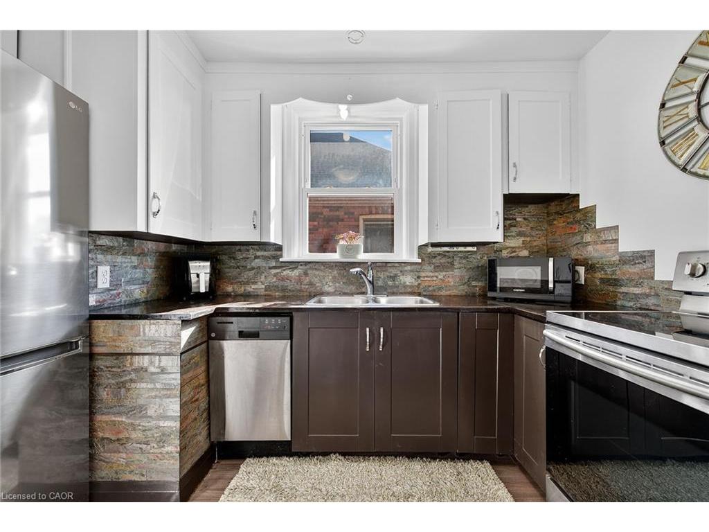 









199


West 2nd

Street,
Hamilton,




ON
L9C 3G2

