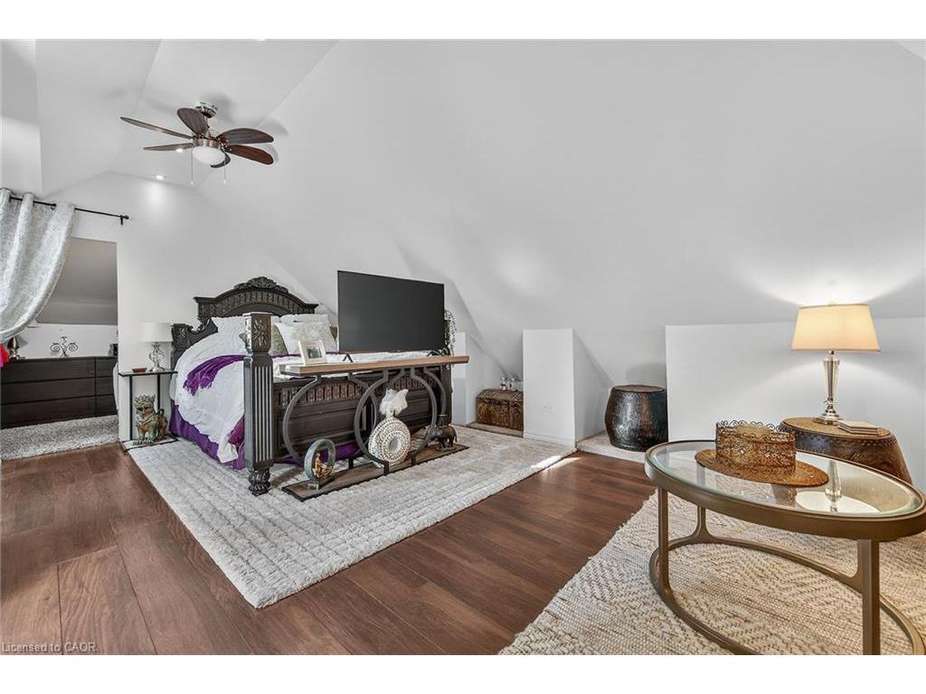 









199


West 2nd

Street,
Hamilton,




ON
L9C 3G2

