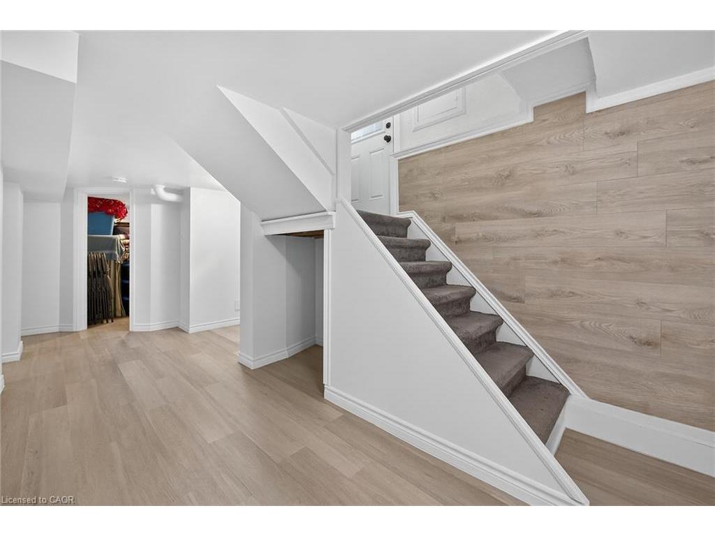 









199


West 2nd

Street,
Hamilton,




ON
L9C 3G2

