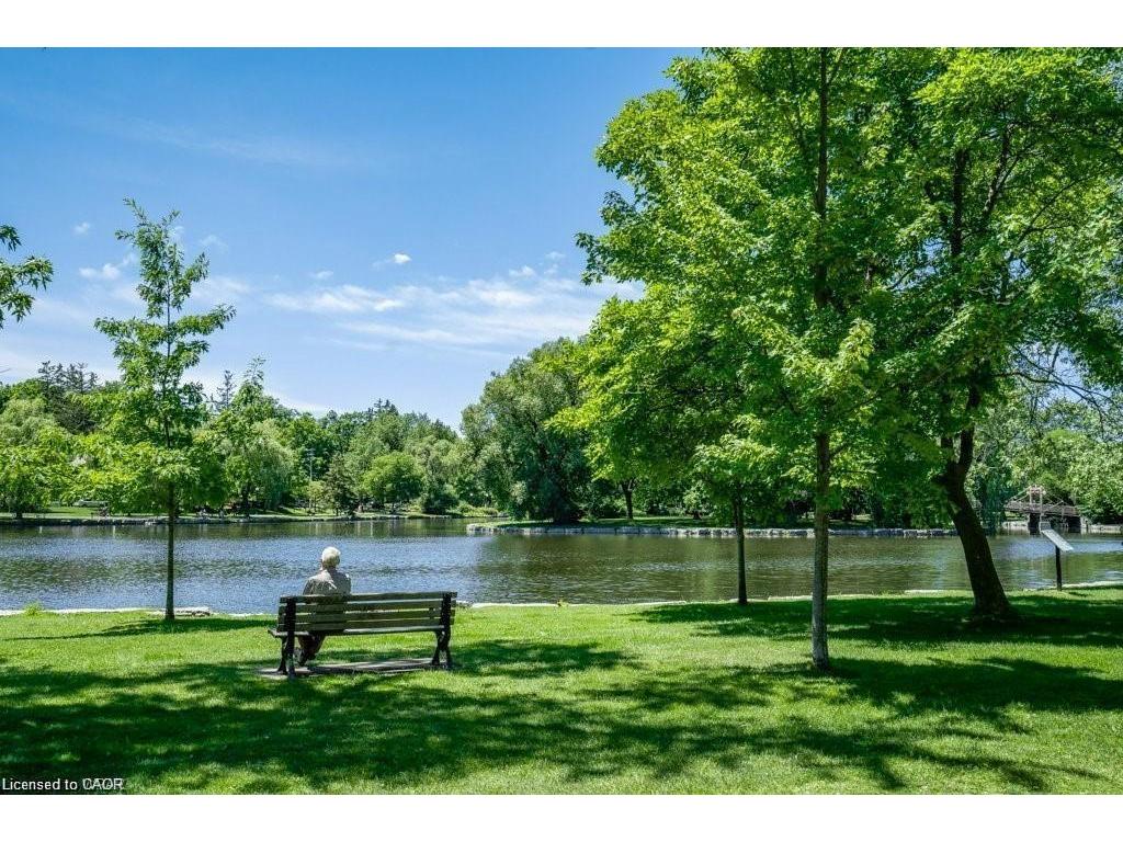 









17


Hilda

Place,
Kitchener,




ON
N2G 1K4

