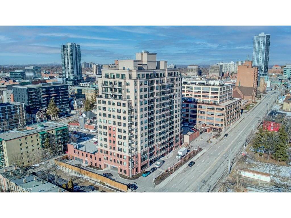 









112


Benton

Street, 207,
Kitchener,




ON
N2G 3H6

