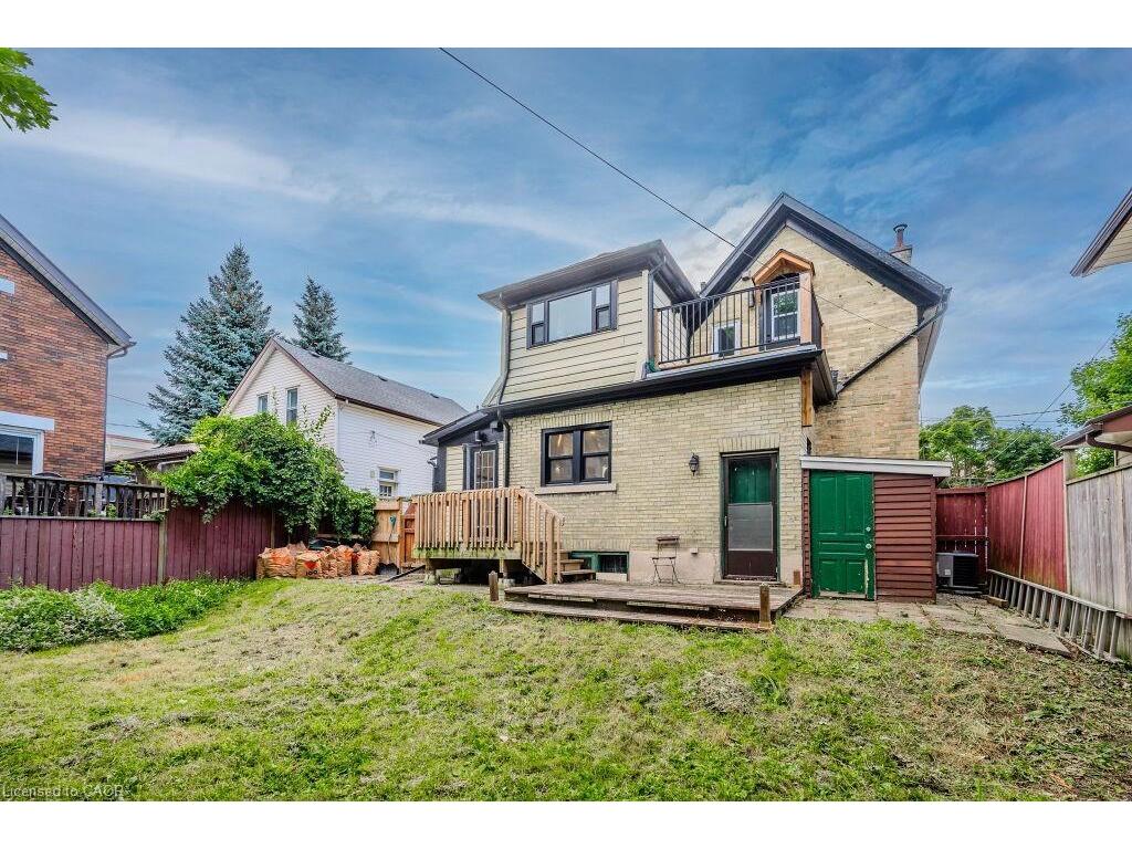 









76


Wellington

Street North, A,
Kitchener,




ON
N2H 5J6

