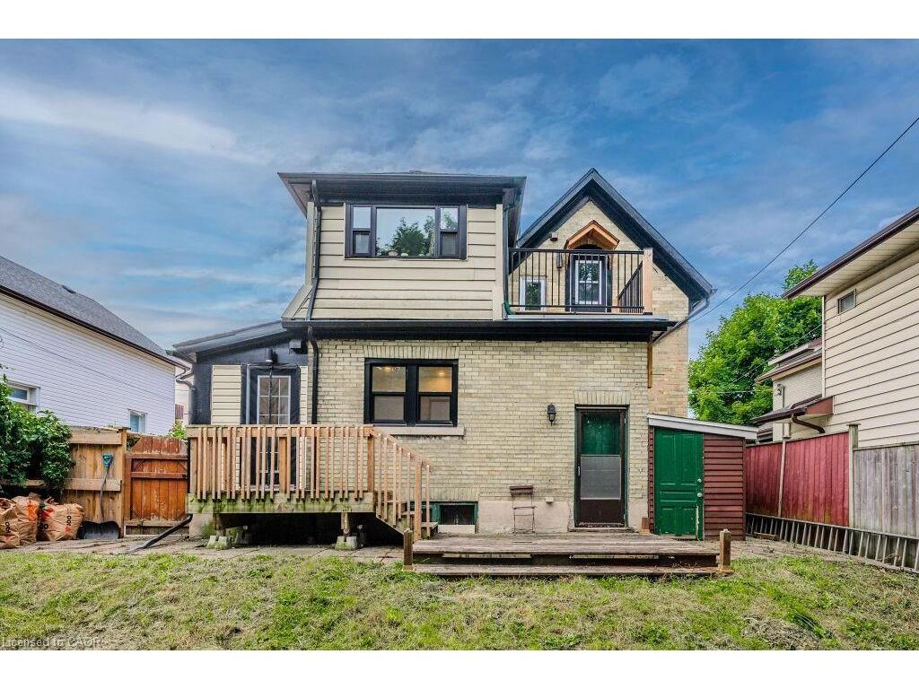 









76


Wellington

Street North, A,
Kitchener,




ON
N2H 5J6


