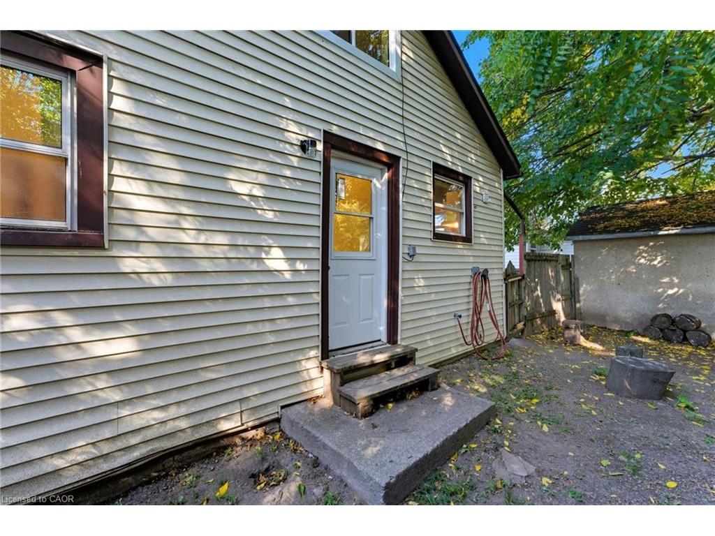 









8


Tasker

Street,
St. Catharines,




ON
L2R 3Z8

