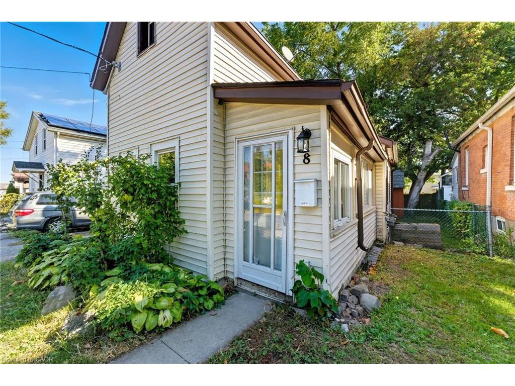 









8


Tasker

Street,
St. Catharines,




ON
L2R 3Z8

