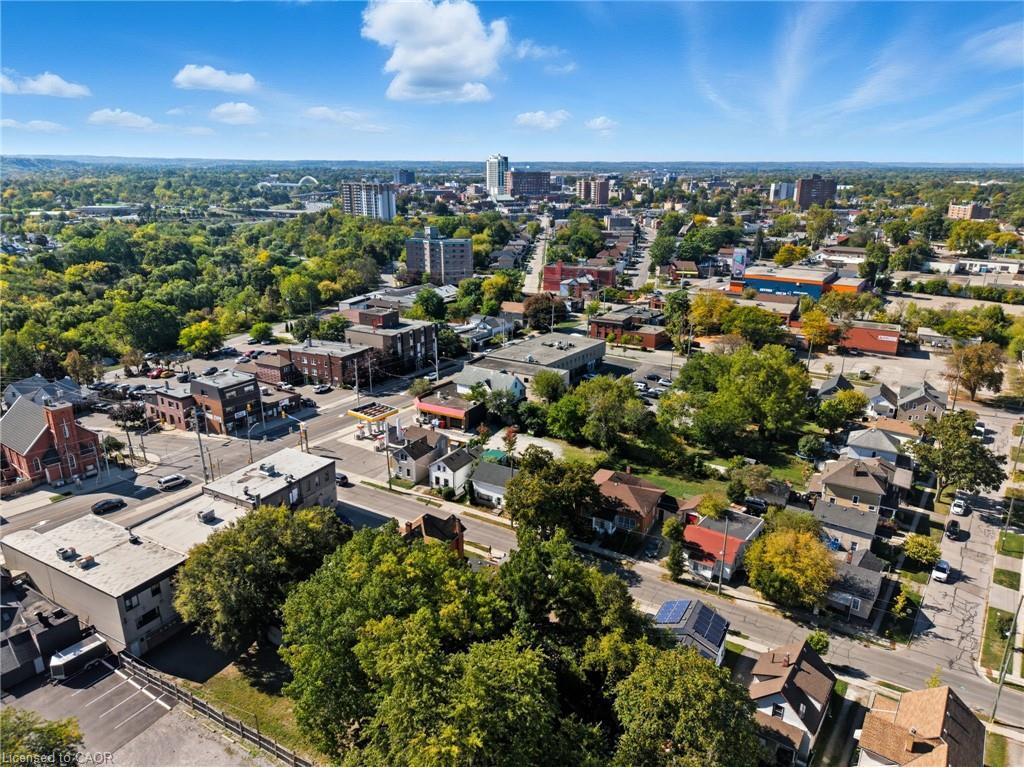 









8


Tasker

Street,
St. Catharines,




ON
L2R 3Z8

