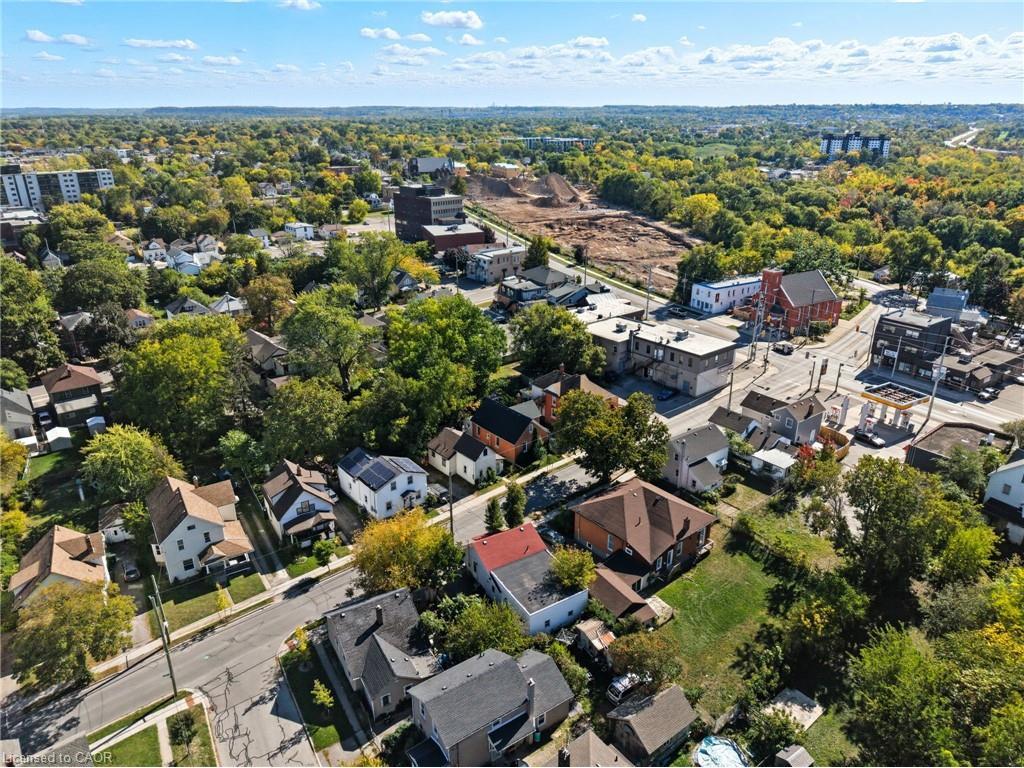 









8


Tasker

Street,
St. Catharines,




ON
L2R 3Z8

