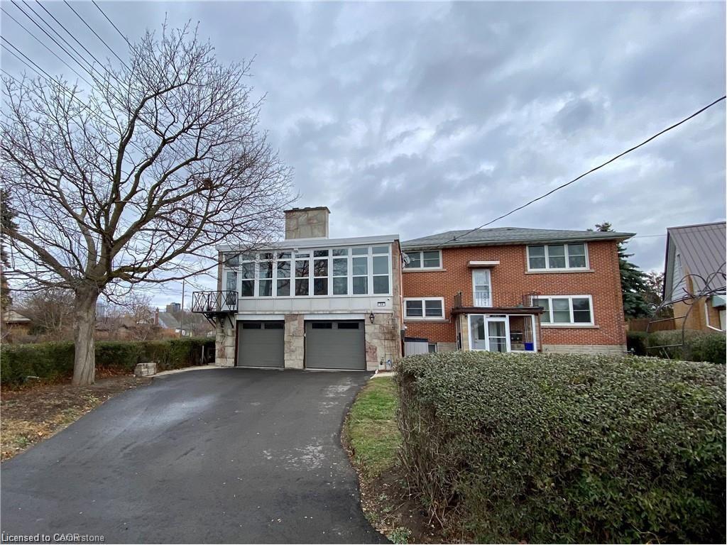 









34


Burn

Place, 5,
Kitchener,




ON
N2M 1Y9

