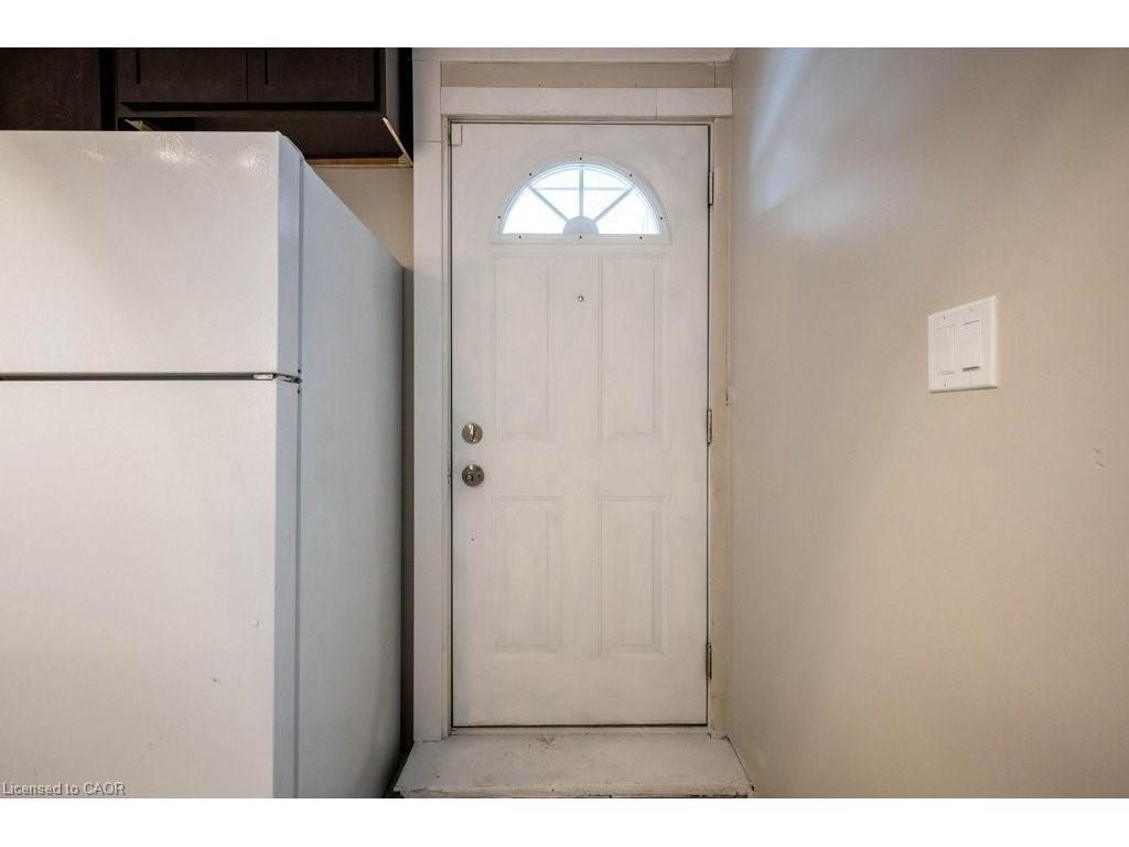 









34


Burn

Place, 5,
Kitchener,




ON
N2M 1Y9

