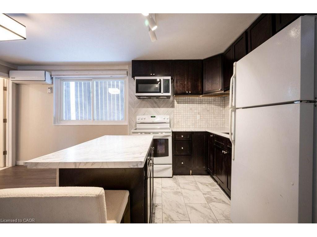 









34


Burn

Place, 5,
Kitchener,




ON
N2M 1Y9

