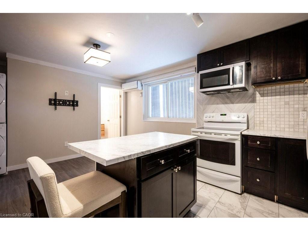 









34


Burn

Place, 5,
Kitchener,




ON
N2M 1Y9

