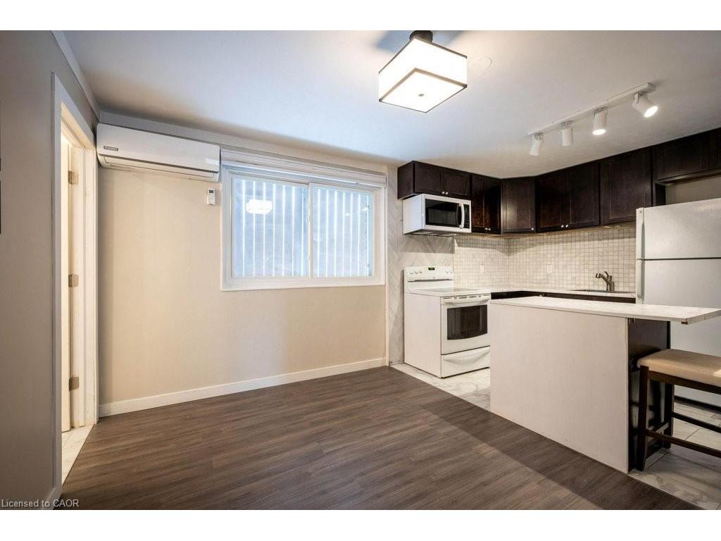 









34


Burn

Place, 5,
Kitchener,




ON
N2M 1Y9

