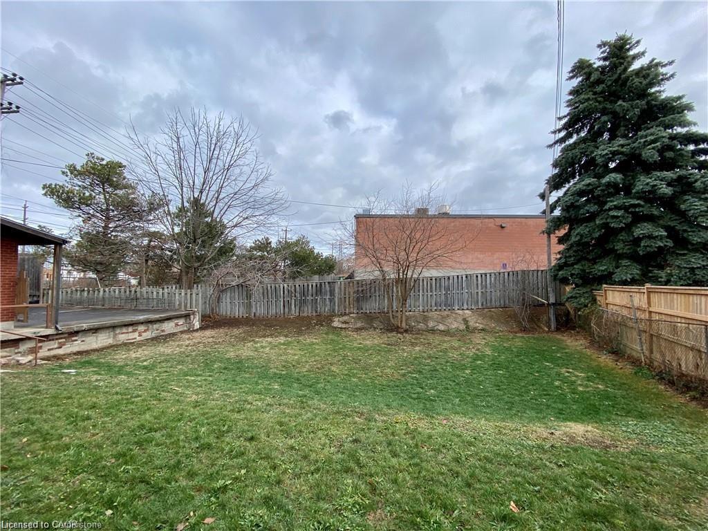 









34


Burn

Place, 5,
Kitchener,




ON
N2M 1Y9

