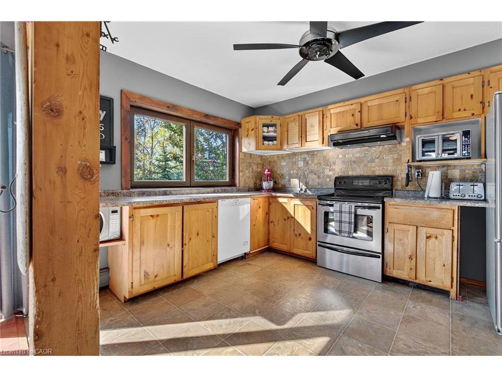 









10


Kimber

Road,
Lowbanks,




ON
N0A 1K0

